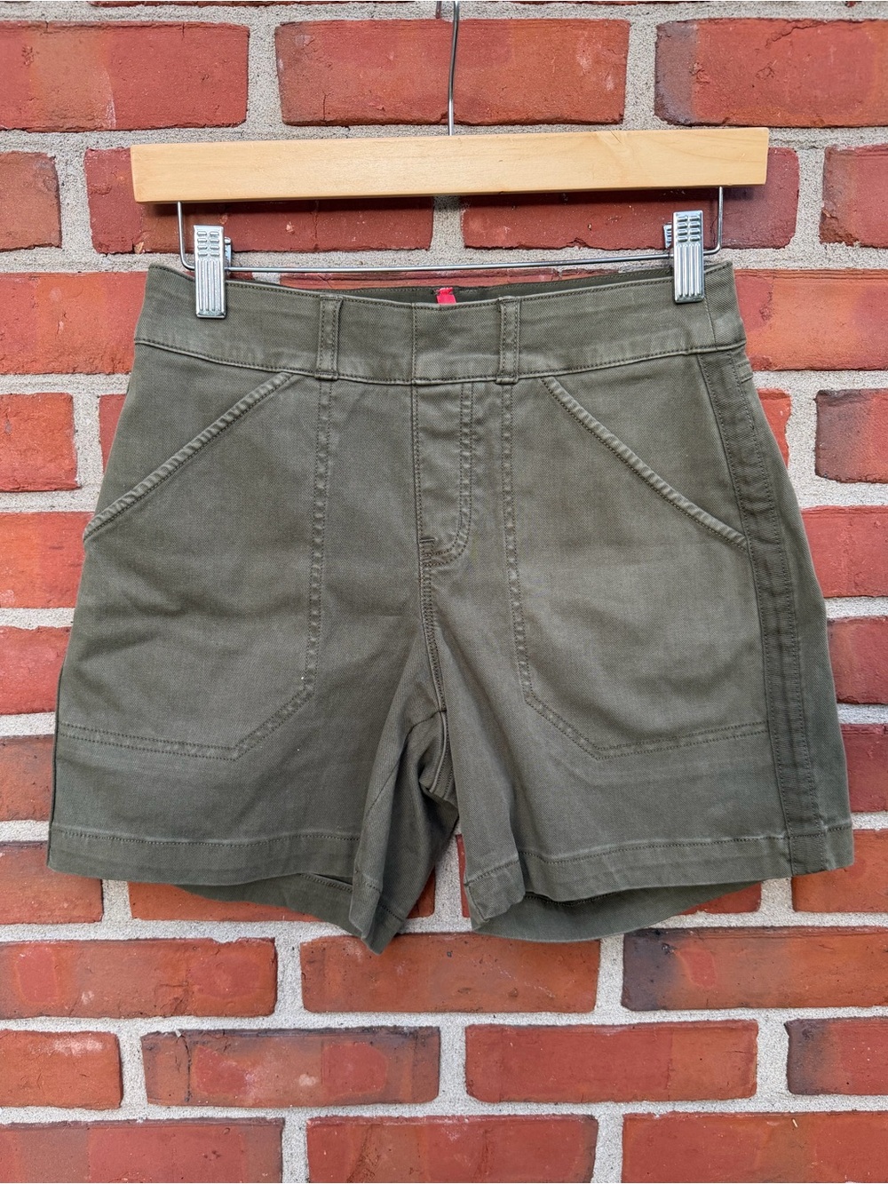 SPANX High-Waist Twill 6” Shorts in Olive